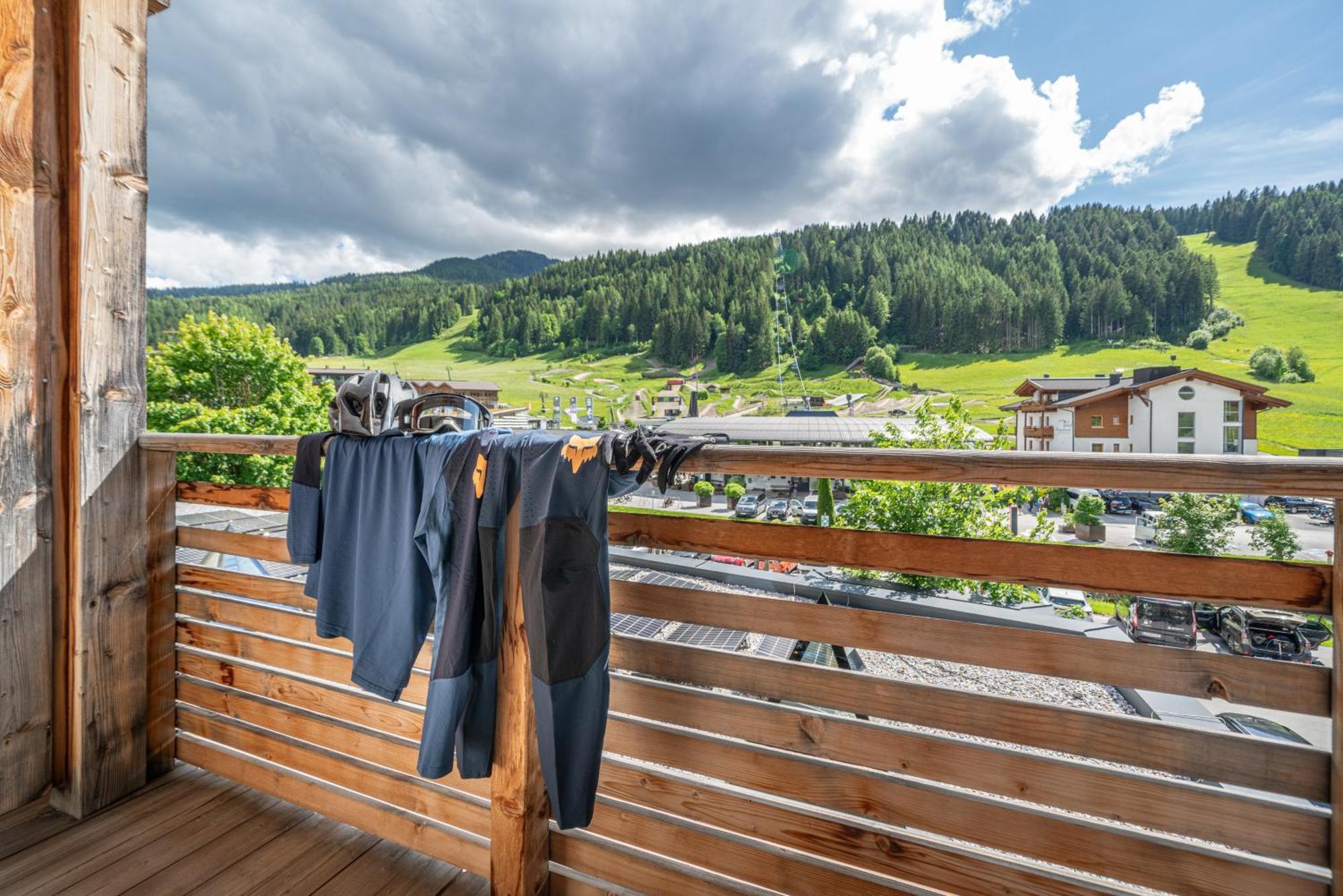 Hotel Salzburger Hof Леоганг Экстерьер фото